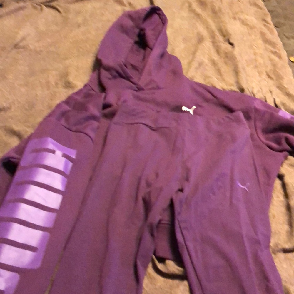 Puma sweatshirt and matching tights